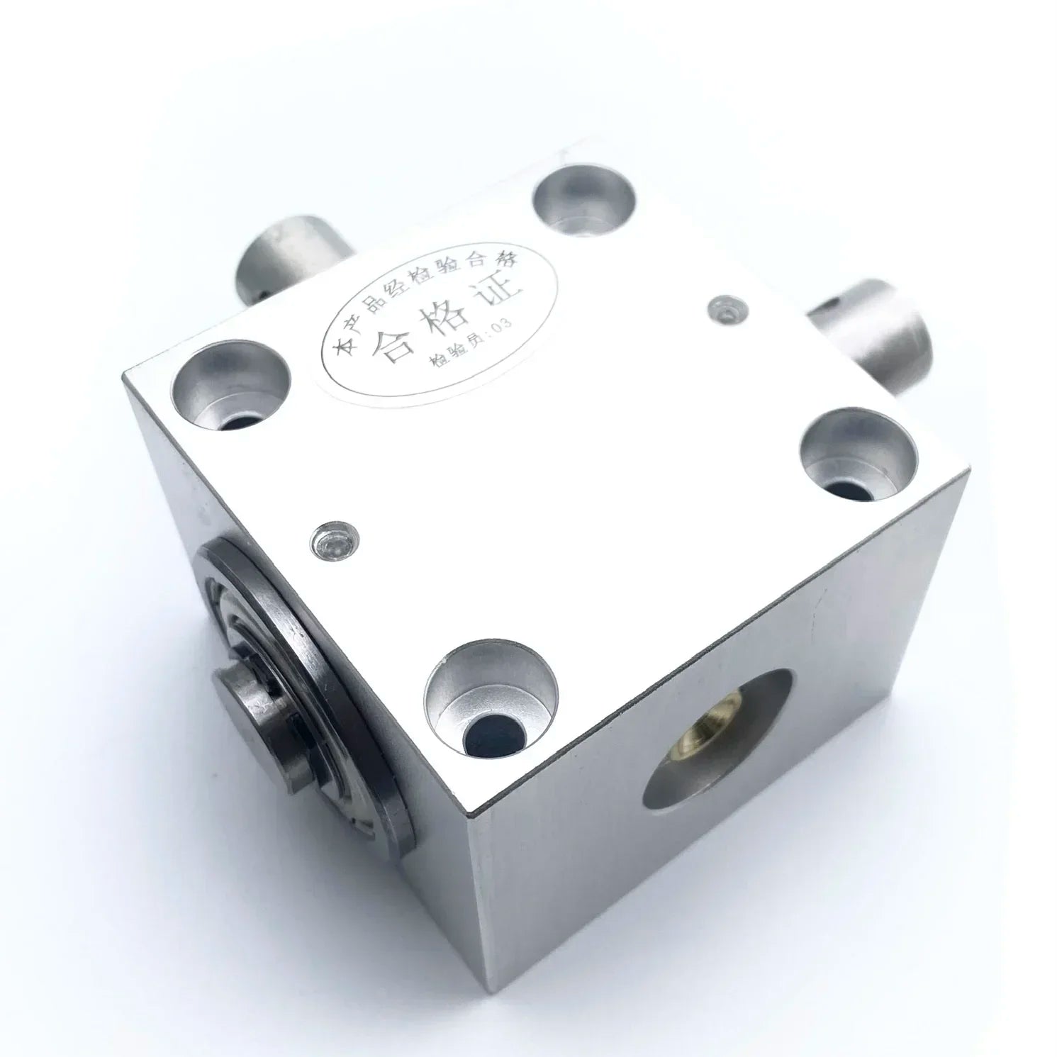 1520W-LZXQ-15 - Compact 1.5M Shaft Right Angle Gearbox 20T