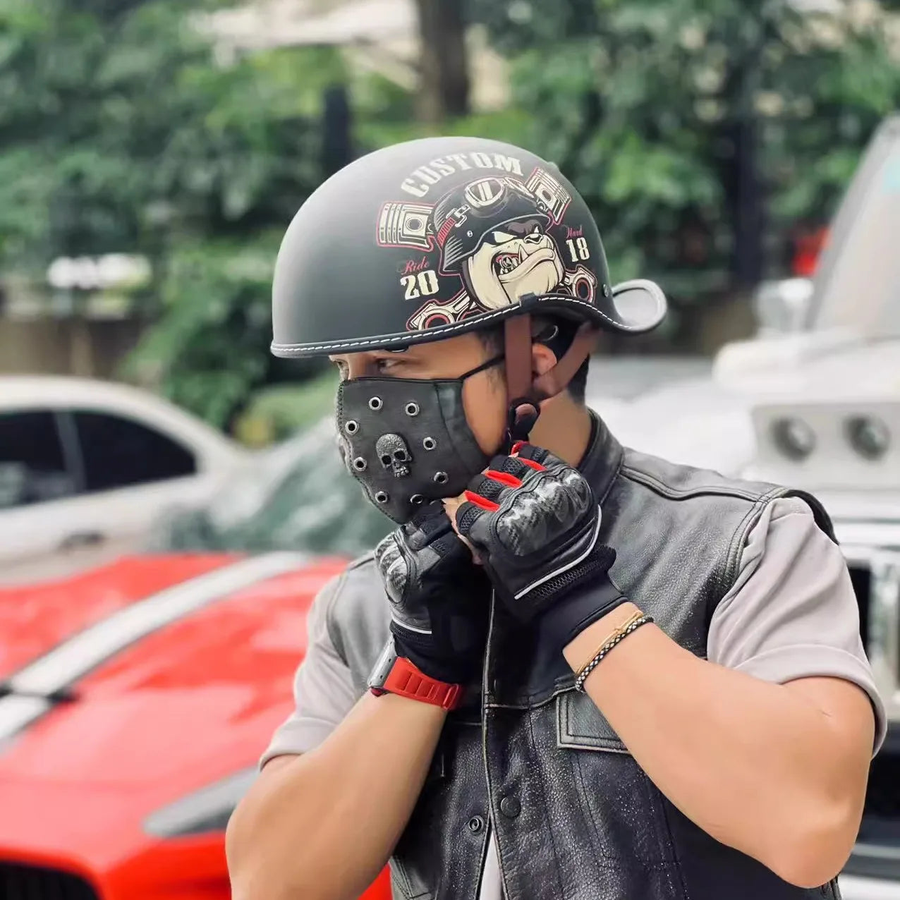 Retro Tail Half Helmet Unisex &ndash; Lightweight ABS Shell