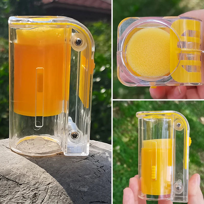 Queen Bee Marker Bottle Cage Handed Catcher &ndash; With Plunger