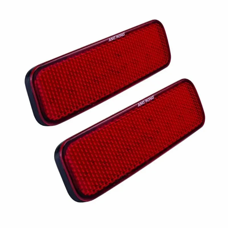 Tylny reflektor z czerwonym LED do Forda Transit Connect od 2013 roku wzwyż