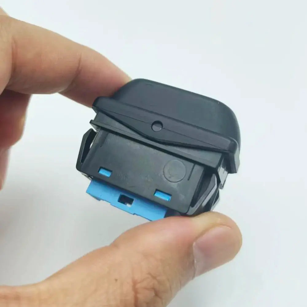 Power Window Switch Black 6 Pin for Peugeot 206 CC Samand by InterCyprus Trading Ltd