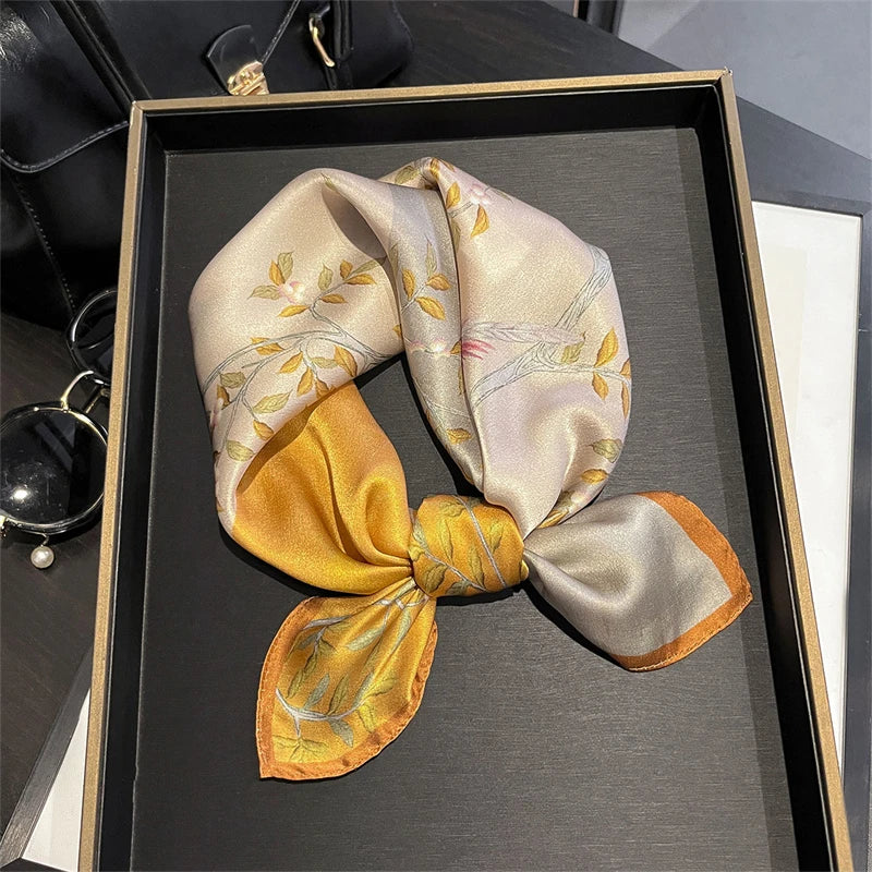 RUNMEIF Luxury 100% Silk Scarf &ndash; Elegant Horse Print Design JZA1781-01 / 53x53cm / CHINA