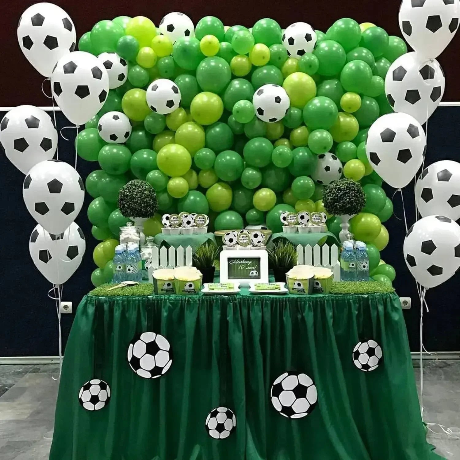 Latex Soccer Balloons - Perfect for Sports &amp; Birthday Parties