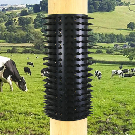 Equine Bovine Massage Brush &ndash; Weatherproof Outdoor Scratcher