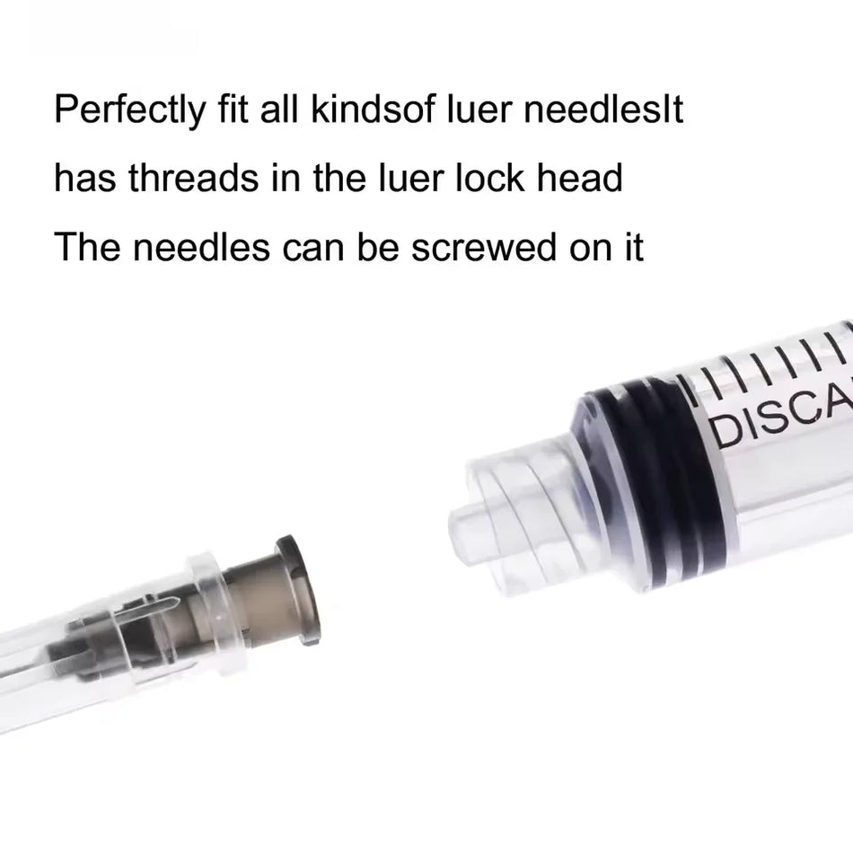 Jeringa desechable de plástico Luer Lock de 5 ml, aguja no incluida, uso en laboratorio.