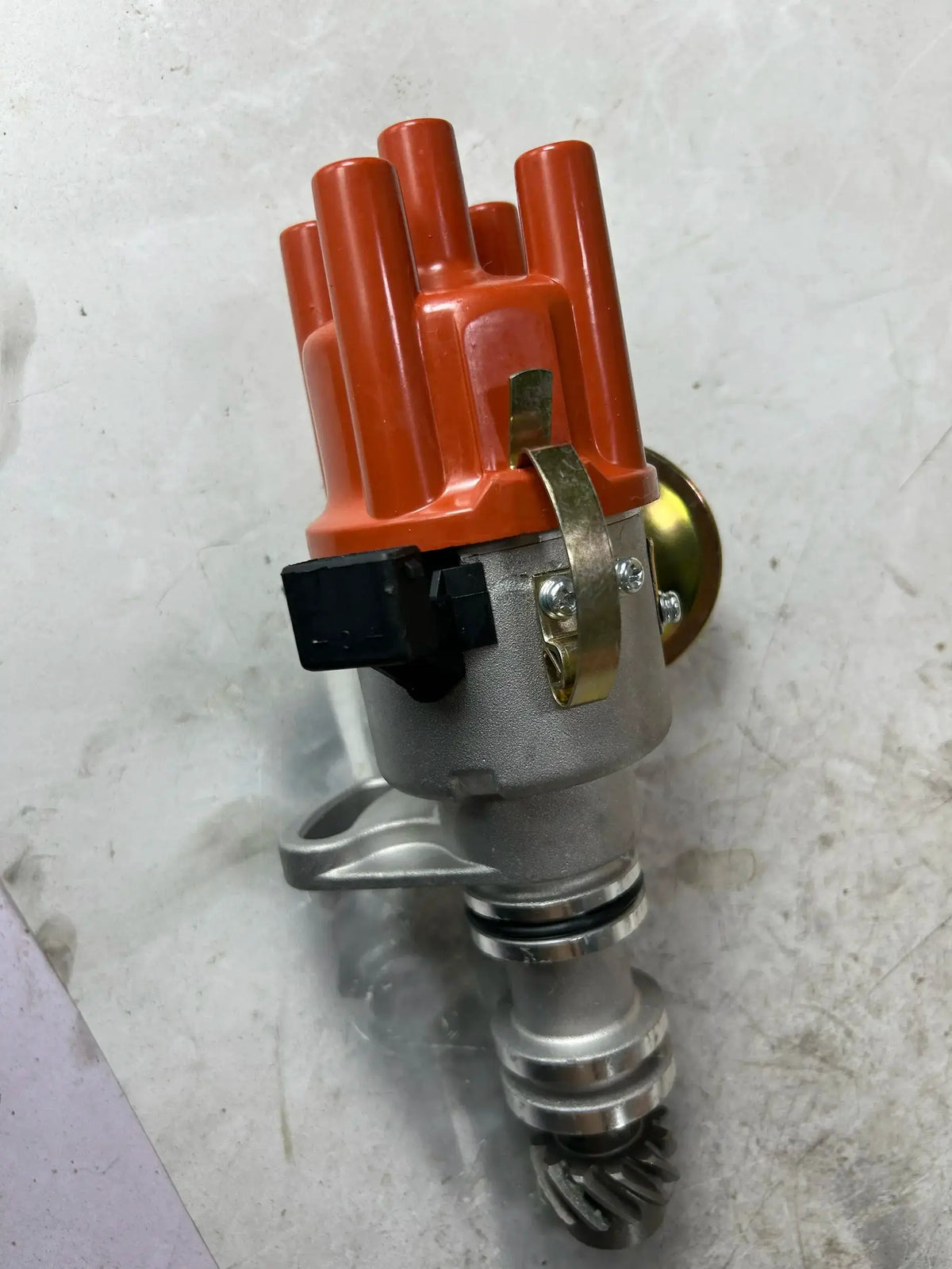 SherryBerg distributor fit for Volvo B230 Bosch Model 1970s-1980s–1990s Classic models like the 240, 740, 940 Engine Quality by InterCyprus Trading Ltd