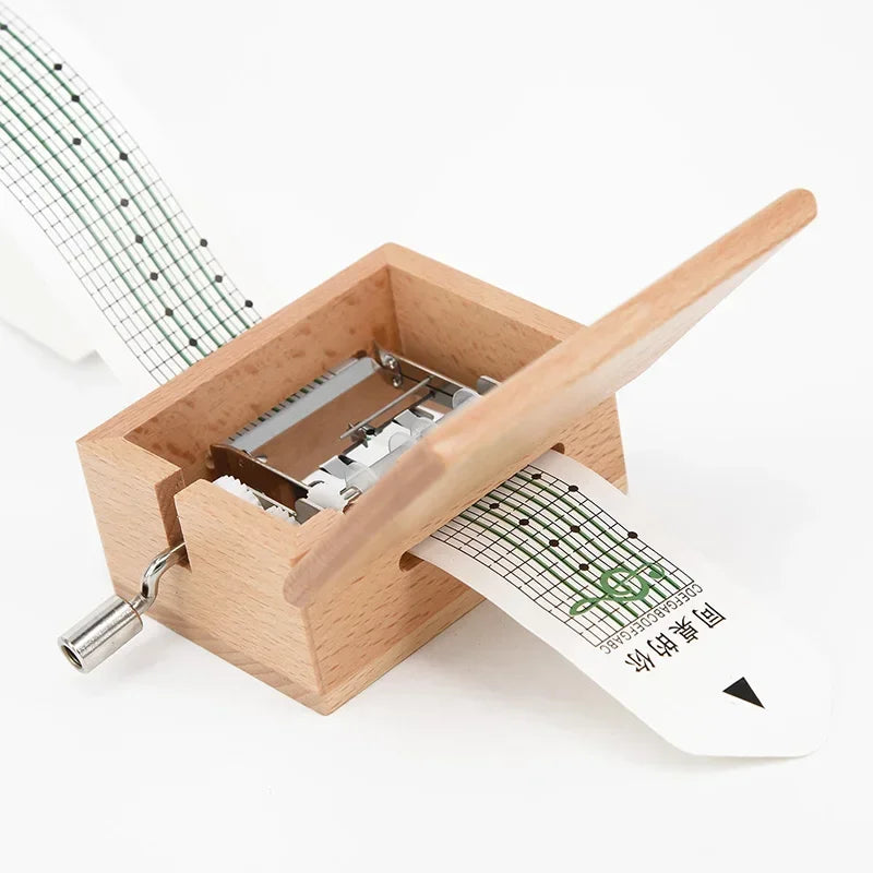 Kit fai-da-te di carillon a manovella con perforatrice per nastro di carta