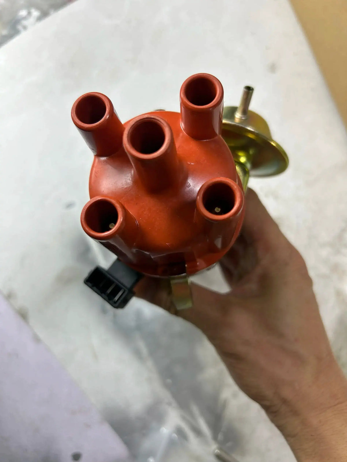 SherryBerg distributor fit for Volvo B230 Bosch Model 1970s-1980s–1990s Classic models like the 240, 740, 940 Engine Quality by InterCyprus Trading Ltd