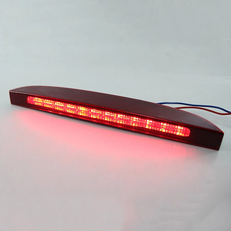 Lampka stopu dla Renault Clio II Wysoki montaż Wodoodporna czerwona lampa sygnalizacyjna LED do wymiany