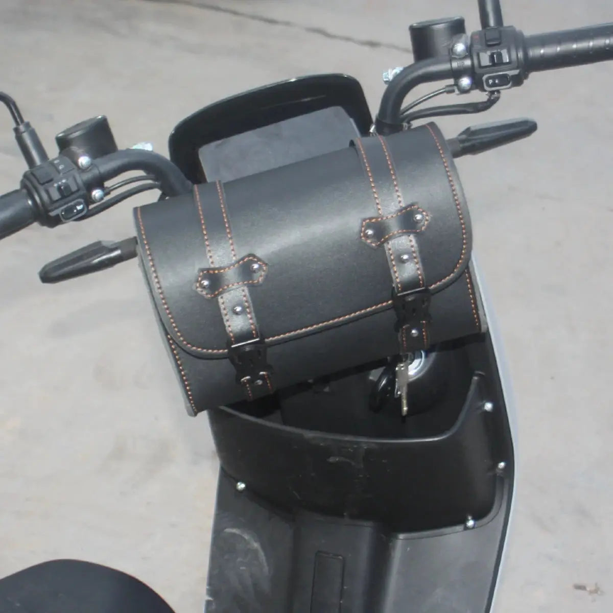 Motorcycle Bag Saddlebags PU Leather Front Fork Tail Saddle Bag Luggage For Harley Chopper Bobber Cruiser Sportster XL 883 1200 by InterCyprus Trading Ltd