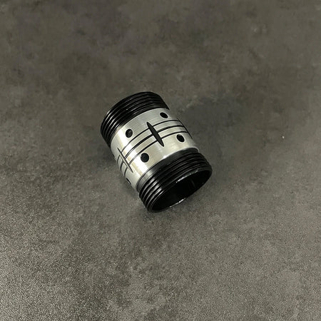 Heavy Dueling Lightsaber with Soundfonts and Colour Changing Blade - 56 cm Cosplay Toy lightsaber Connector