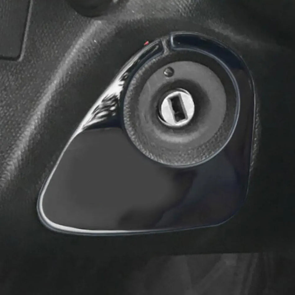 Капак за декорация на ключодържател за Peugeot 2008 от алуминиева сплав в червено, сребристо, черно, синьо