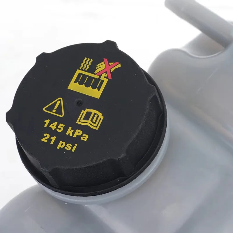 Expanzní nádrž na chladicí kapalinu s víkem pro Ford Mustang 2015-2022