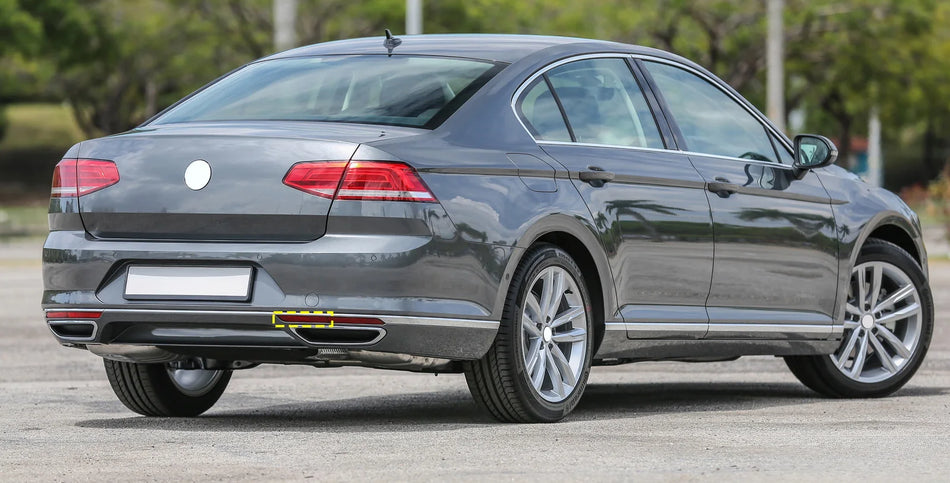 Zespół Światła Odbłyśnika Wewnętrznego Prawego Tylnego Zderzaka VW Passat B8 Czerwony