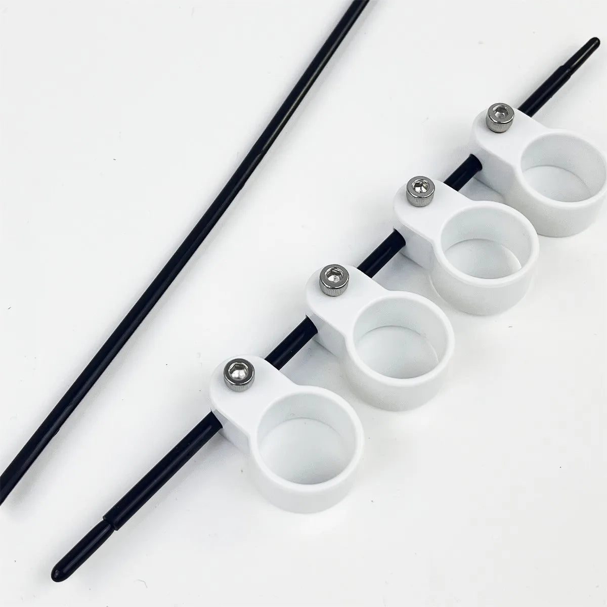 Miwayer Finger Extender &ndash; Adjustable Stretching Aid White M-size