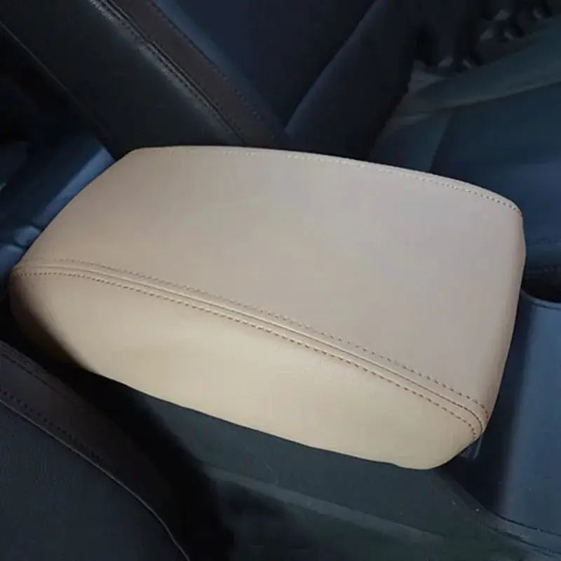 PU Leather Armrest Box Cover for Hyundai Tucson 2015-2018 Waterproof by InterCyprus Trading Ltd