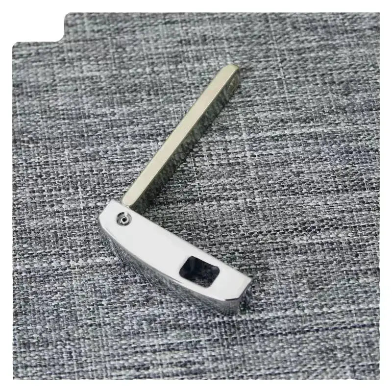 1 pcs Emergency Insert Small Smart Key Blade for Changan CS75 Smart Card Key by InterCyprus Trading Ltd