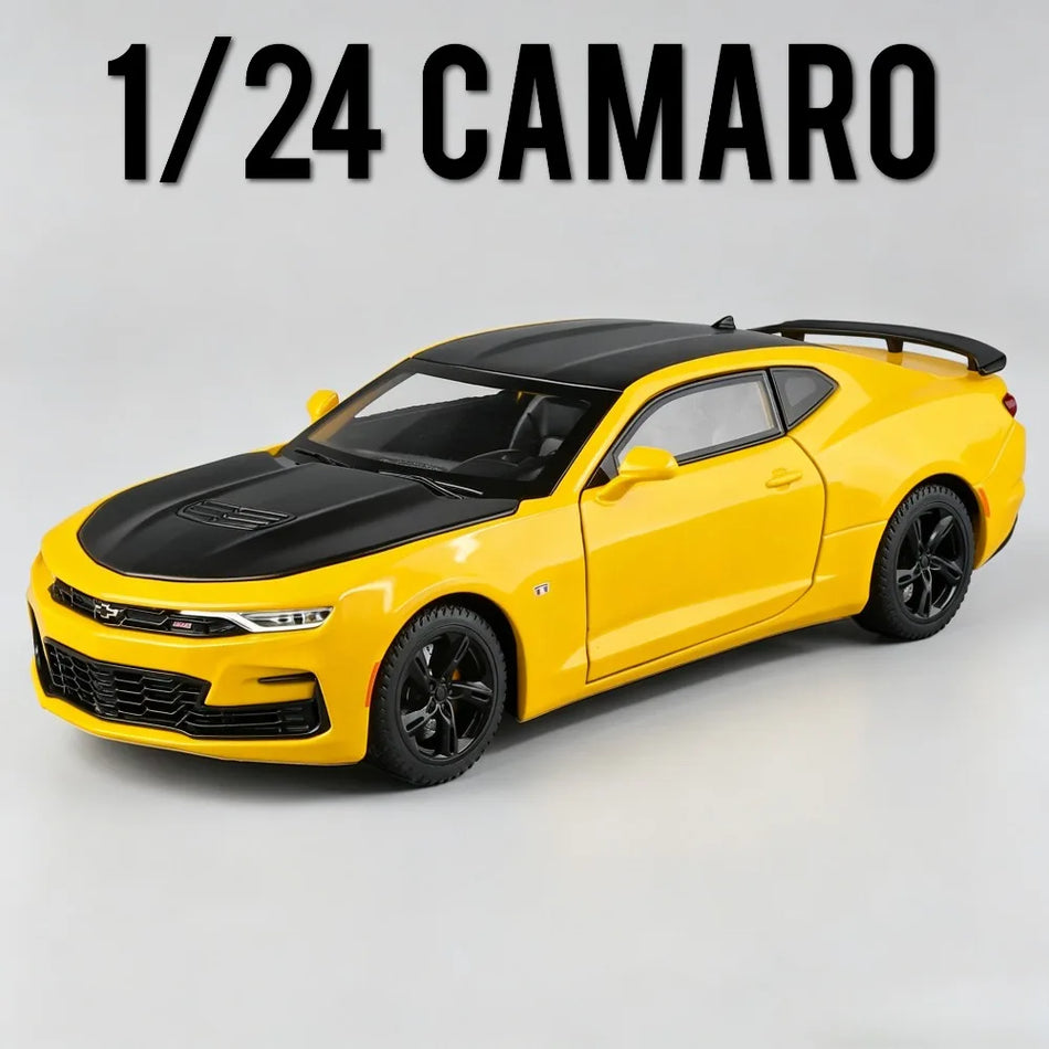 Model de mașină diecast 1:24 Camaro Cobra cu uși care se deschid prin tragere înapoi.
