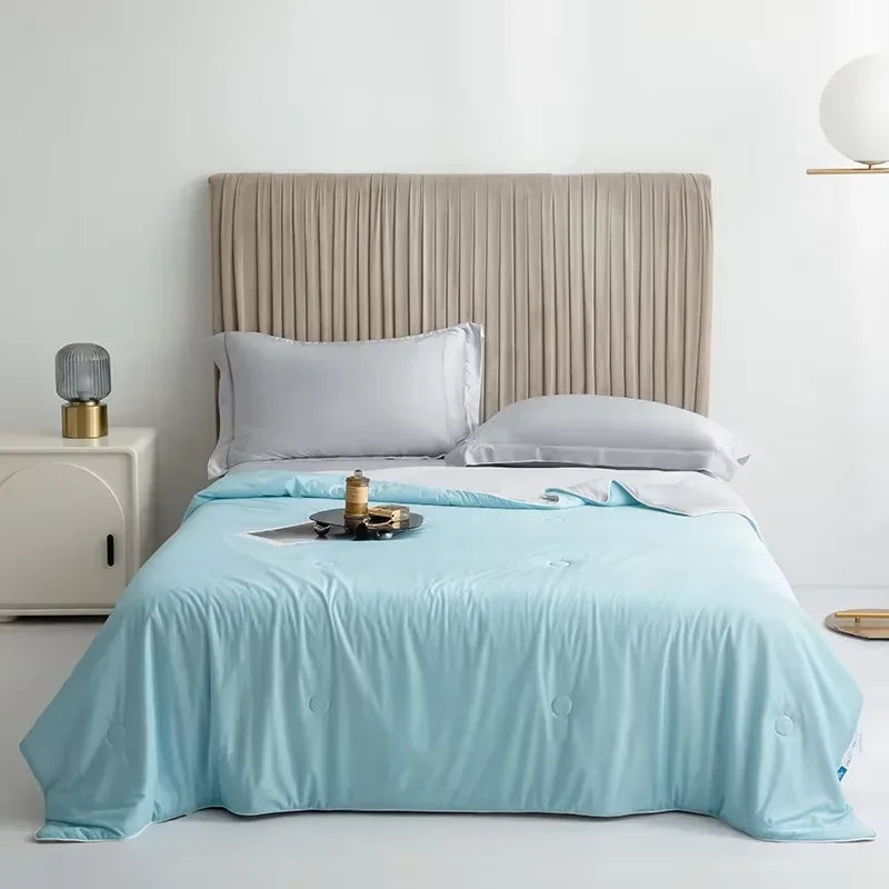 Cooling Blanket For Bed - Silky Lightweight Cooler Quilt Sky Blue / 200x230cm