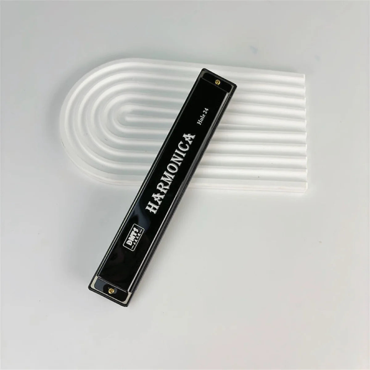 MIwayer 24 Hole Harmonica &ndash; Key of C for Beginners black