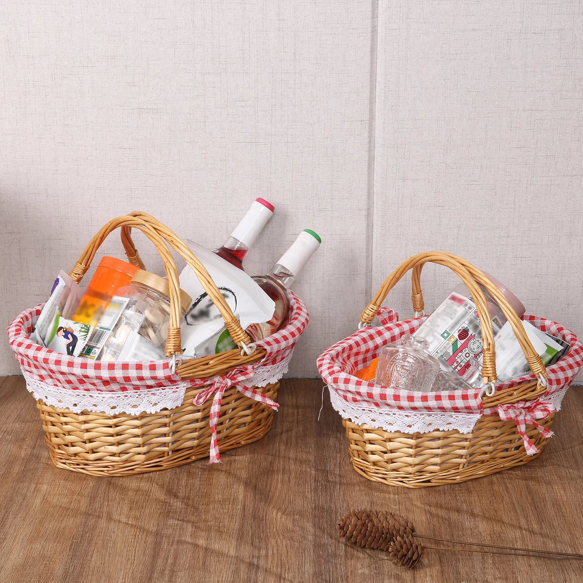 Woven Rattan Picnic Basket &ndash; Folding Handle Portable