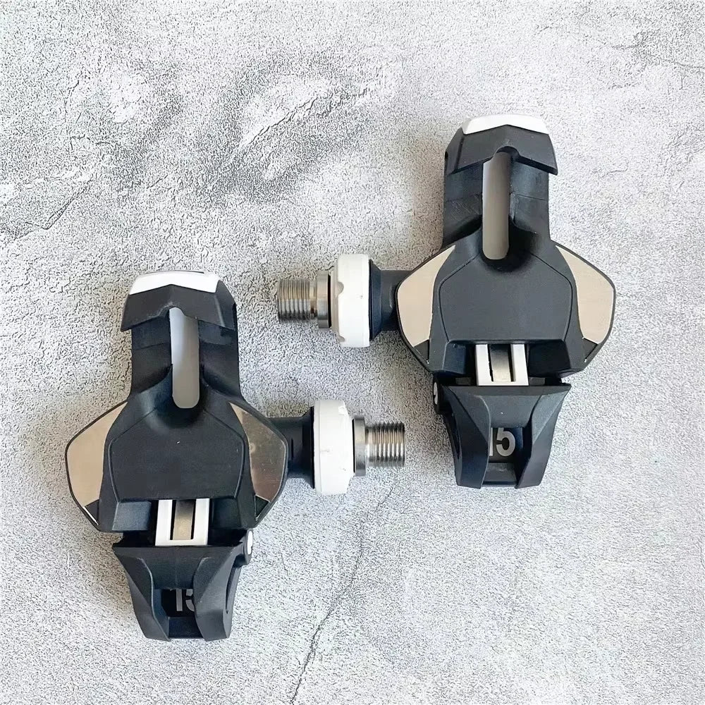 Bike Pedals Large 500mm&sup2; Contact Area &ndash; Ultra Lightweight Carbon Road Bike Clipless