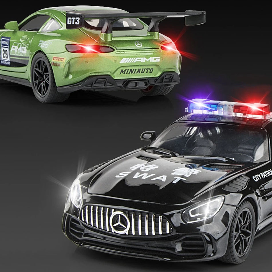 Carro de Polícia GTR em Metal Fundido 1:32 com Luzes, Som e Portas Abertas