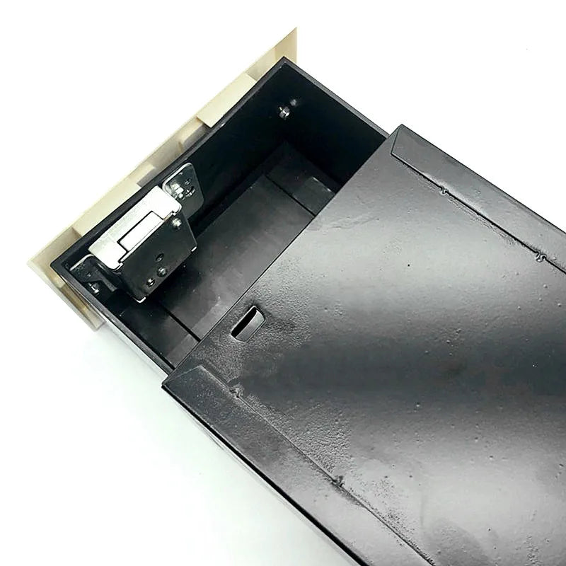 Imitation Double Plug Socket Wall Safe &ndash; Covert Stash