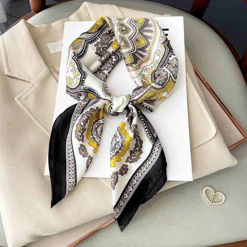 Luxury Design Print Silk Scarf &ndash; Timeless Elegance and Versatility