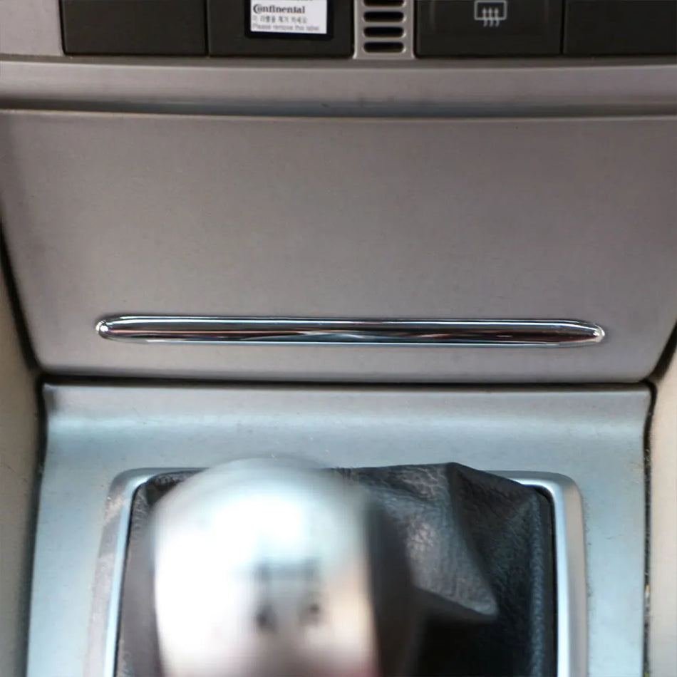 Rivestimento del portaoggetti per posacenere barra luminosa per Ford Focus 2 MK2 finitura in ABS cromato, facile installazione, accento interno