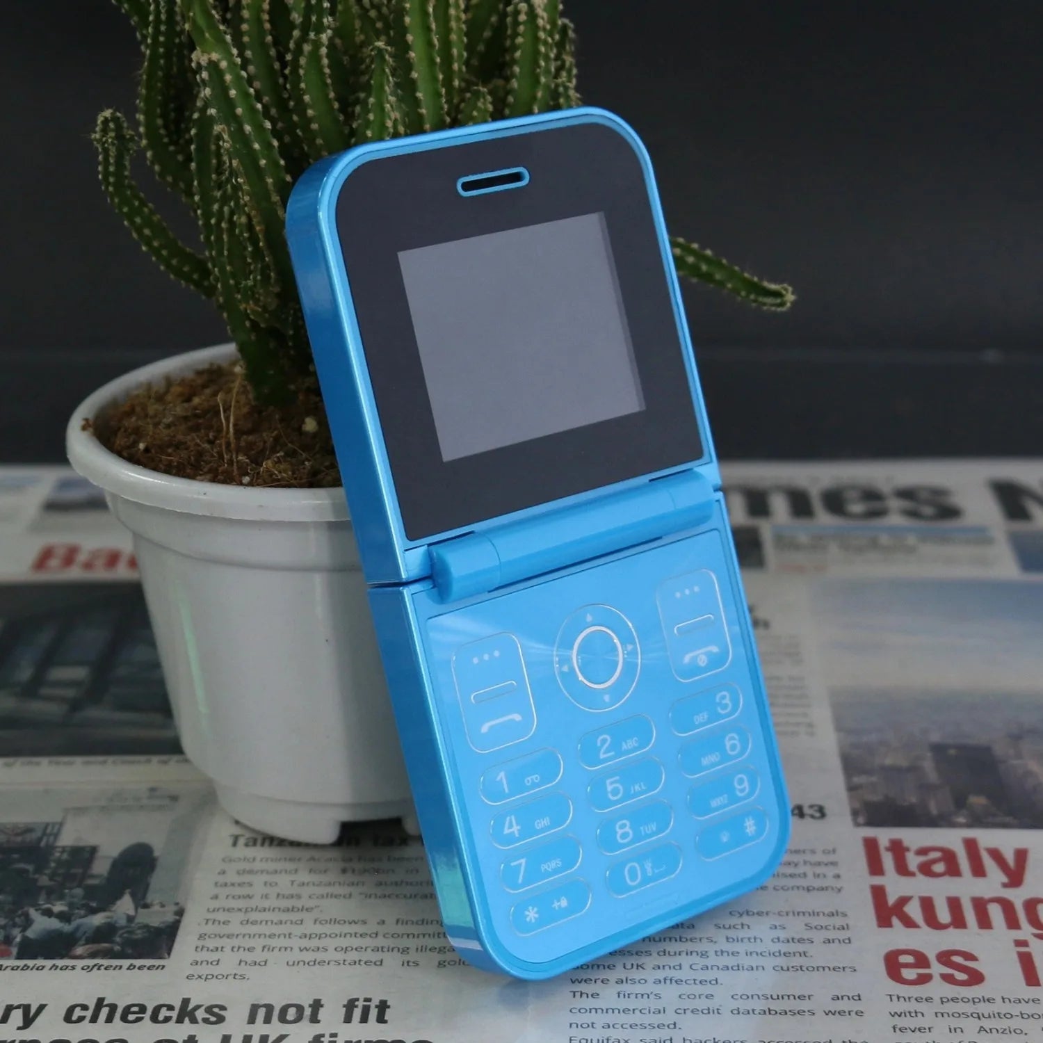 Cute Mini Flip Clamshell Phone - Dual SIM Quick Call Torch Blue / add 16G TF card