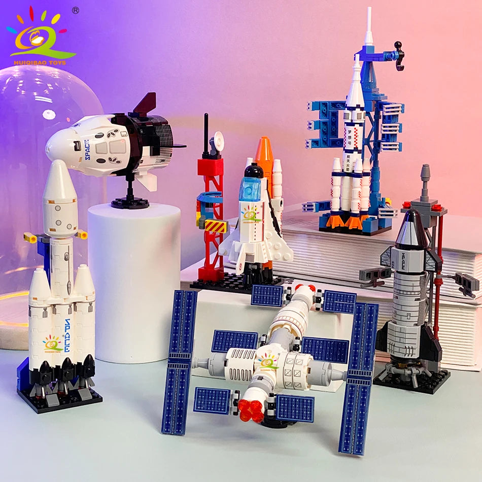 HUIQIBAO Aviation Spaceport Model Building Blocks Set