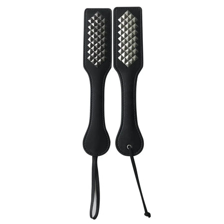 Leather Slapper Whip With Rivet &ndash; Durable Rivet Design