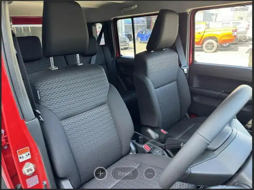 Potahy sedadel z umělé kůže Suzuki Jimny, kompletní sada pro 5 sedadel