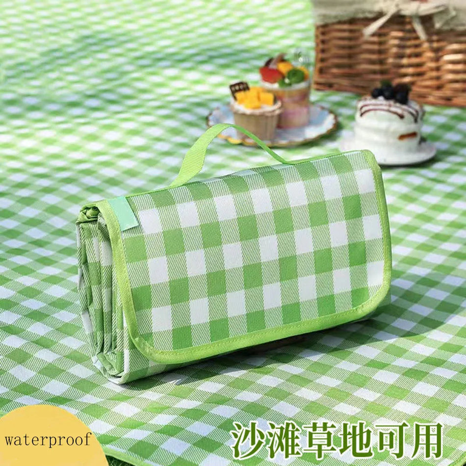 Foldable Picnic Mat &ndash; Moisture-Proof and Waterproof Design