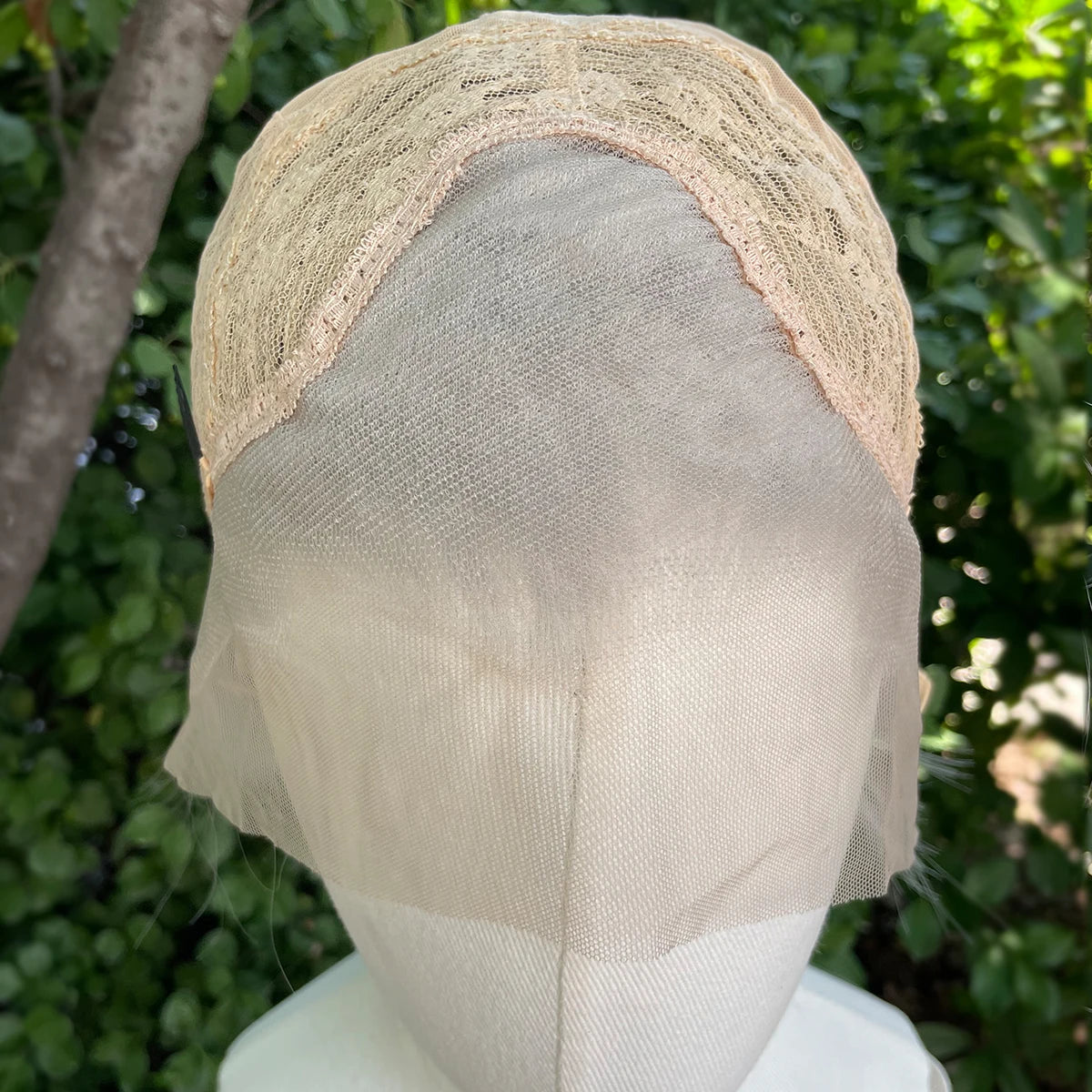 Artjosy Widow's Peak Sliver Grey Short Bob Lace Front Wig for Men and Women