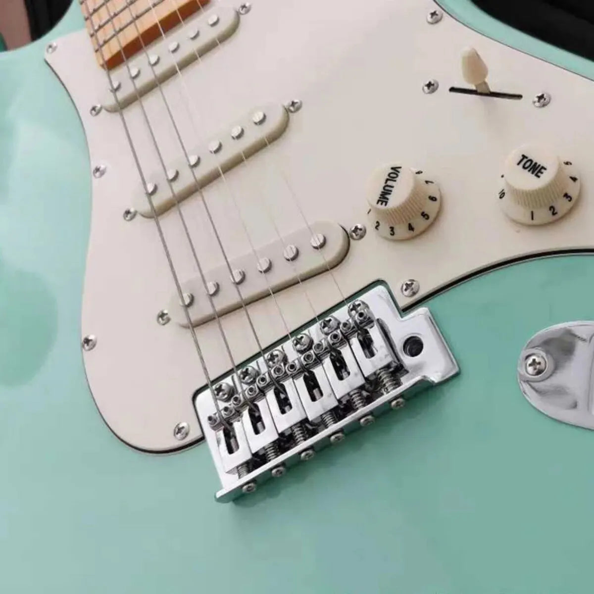 Miwayer 52.5mm Tremolo Bridge Chrome &ndash; Vintage Design