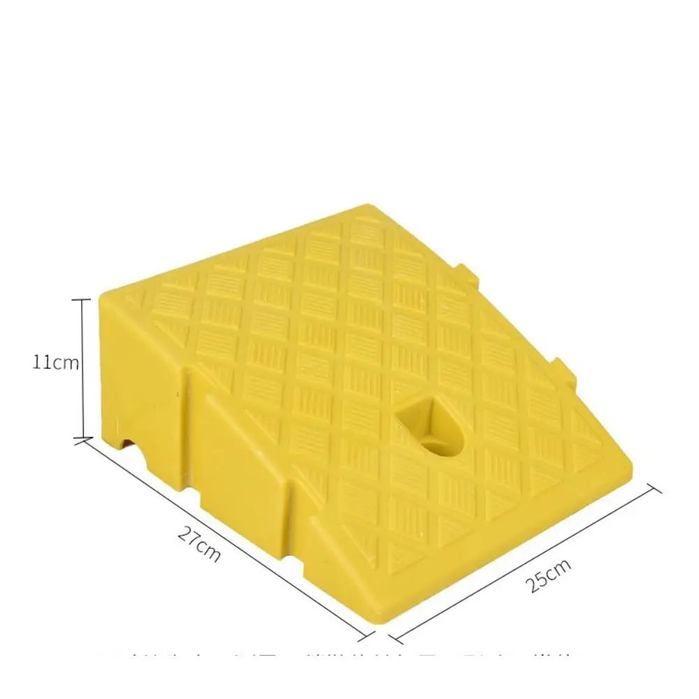Durable Curb Ramps &ndash; Anti-Slip Car Driveway Threshold D