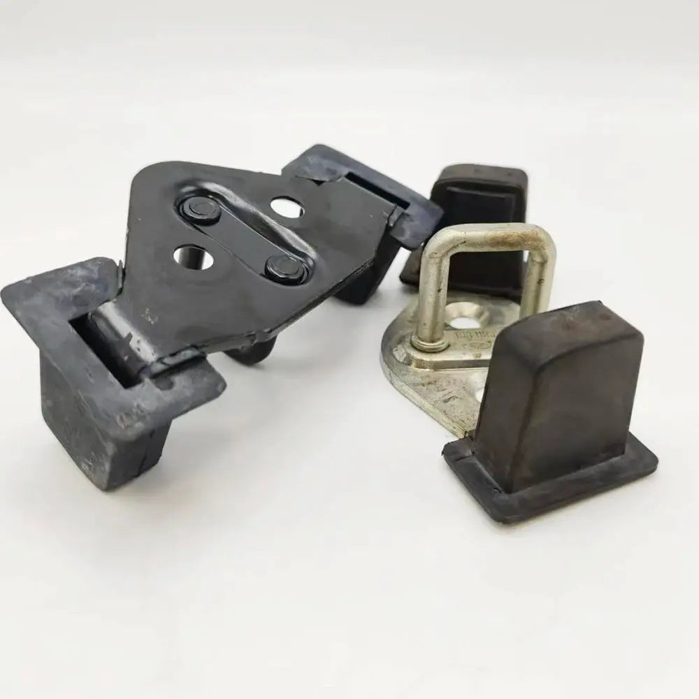 Tailgate Lock Striker Metal for Chery Tiggo 2 3X 4 5X 7 Pro Max 8 by InterCyprus Trading Ltd