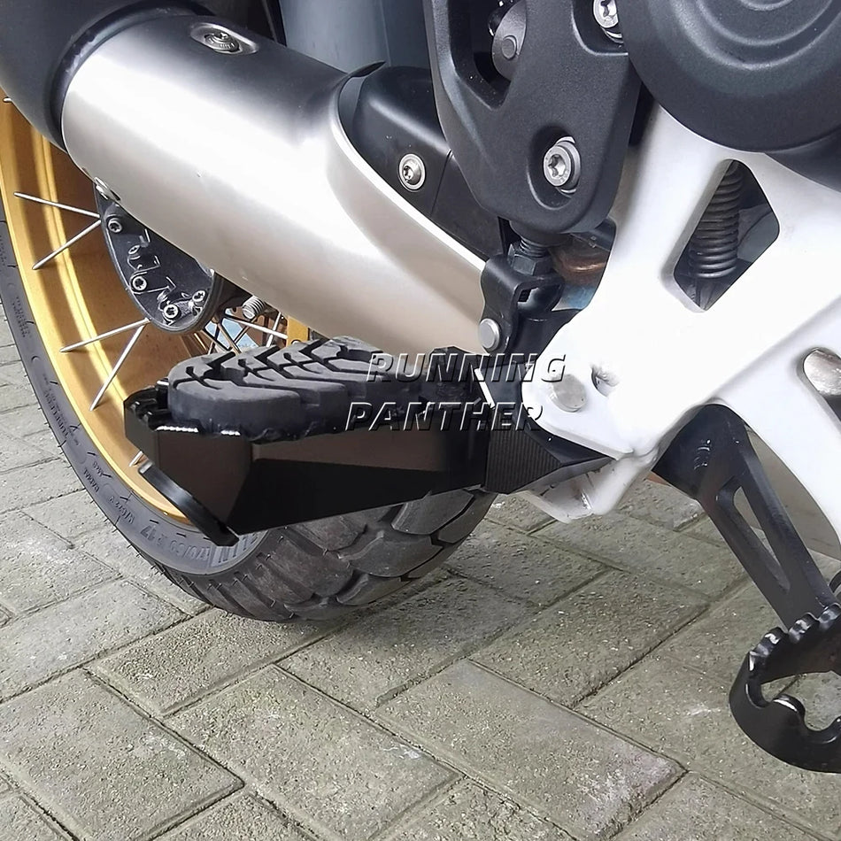 Aluminum Foot Pegs With Rubber For BMW F750GS, F850GS, F850GS Adventure