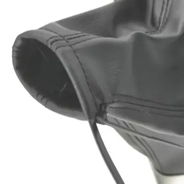 Pārnesumu pārslēga rokturis un putekļu necaurlaidīgs gaiters Chevrolet Sonic Aveo T300 2011-2015