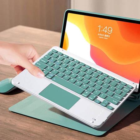 Touchpad iPad Keyboard Case &ndash; Magnetic Keyboard Cover