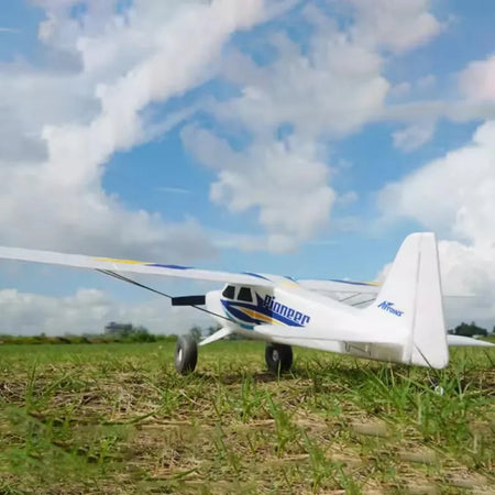 Blue Arrow 620mm Pioneer Fixed-Wing RC Aircraft for Beginners and Enthusiasts