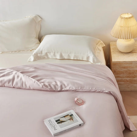 Sondeson Women Beauty Pink Silk Duvet Cover &ndash; Promotes Healthy Skin