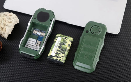 MAFAM Unlocked Shockproof Senior Phone &ndash; Long Battery Life