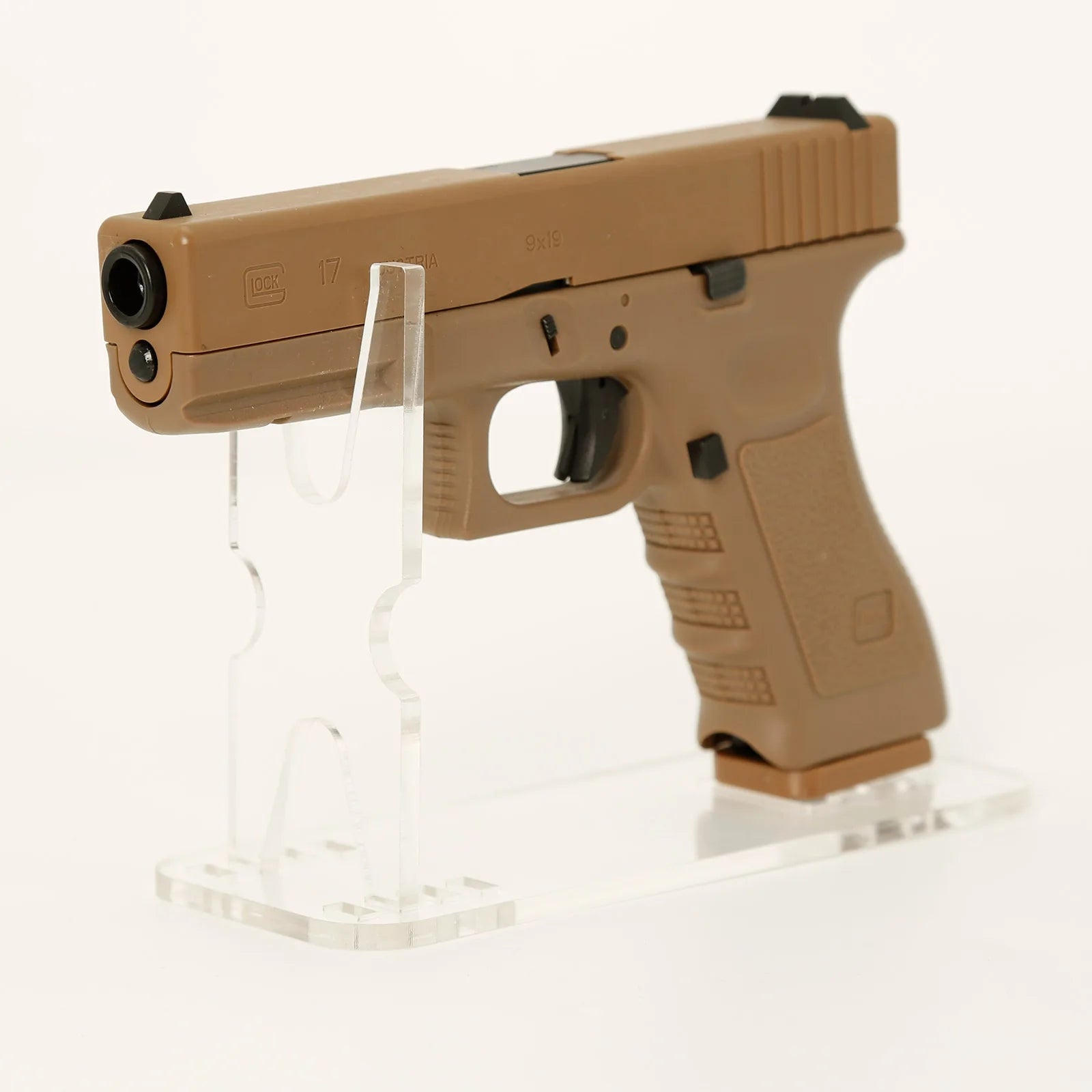 Acrylic Clear Pistol Rack &ndash; Adjustable Short Gun Model