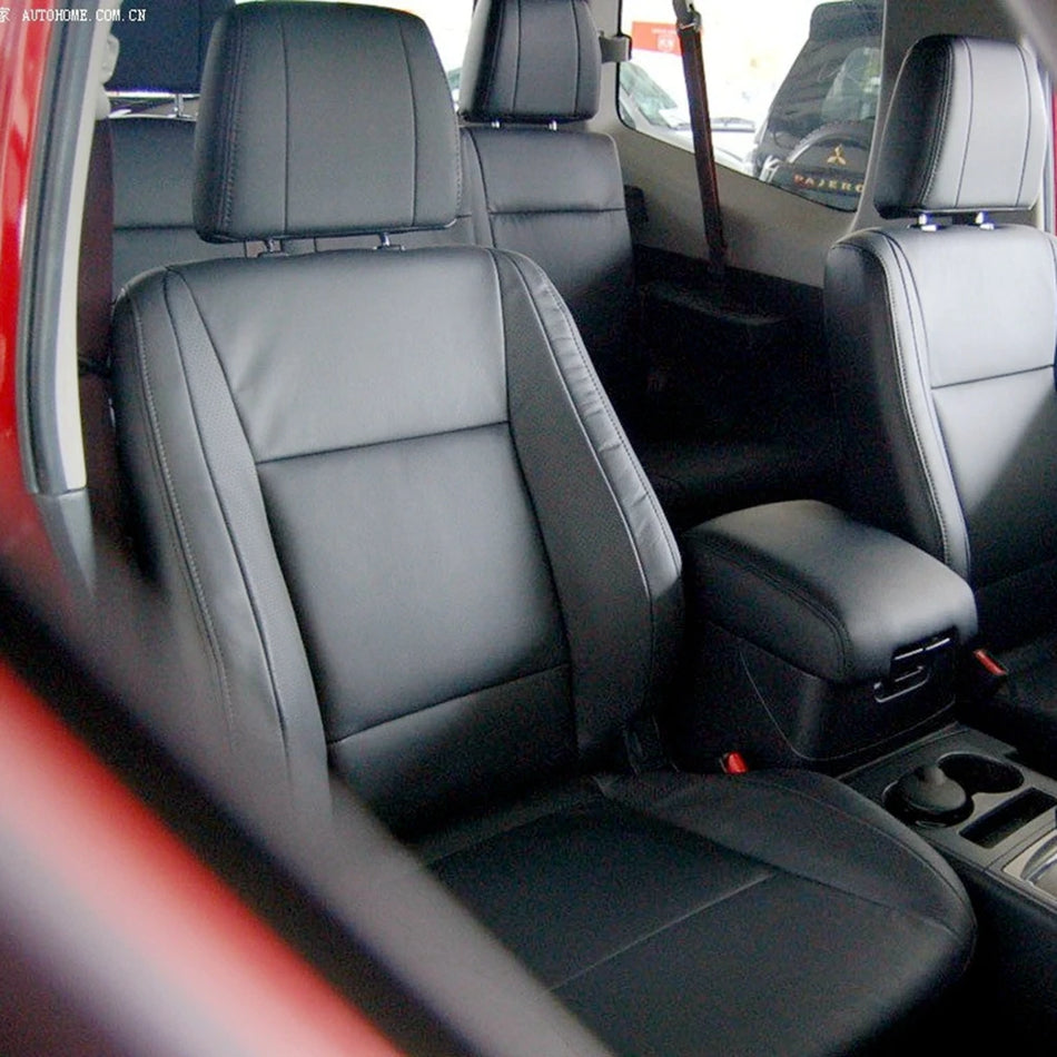 Potahy předních sedadel Mitsubishi Pajero Nappa kůže 2008 2012