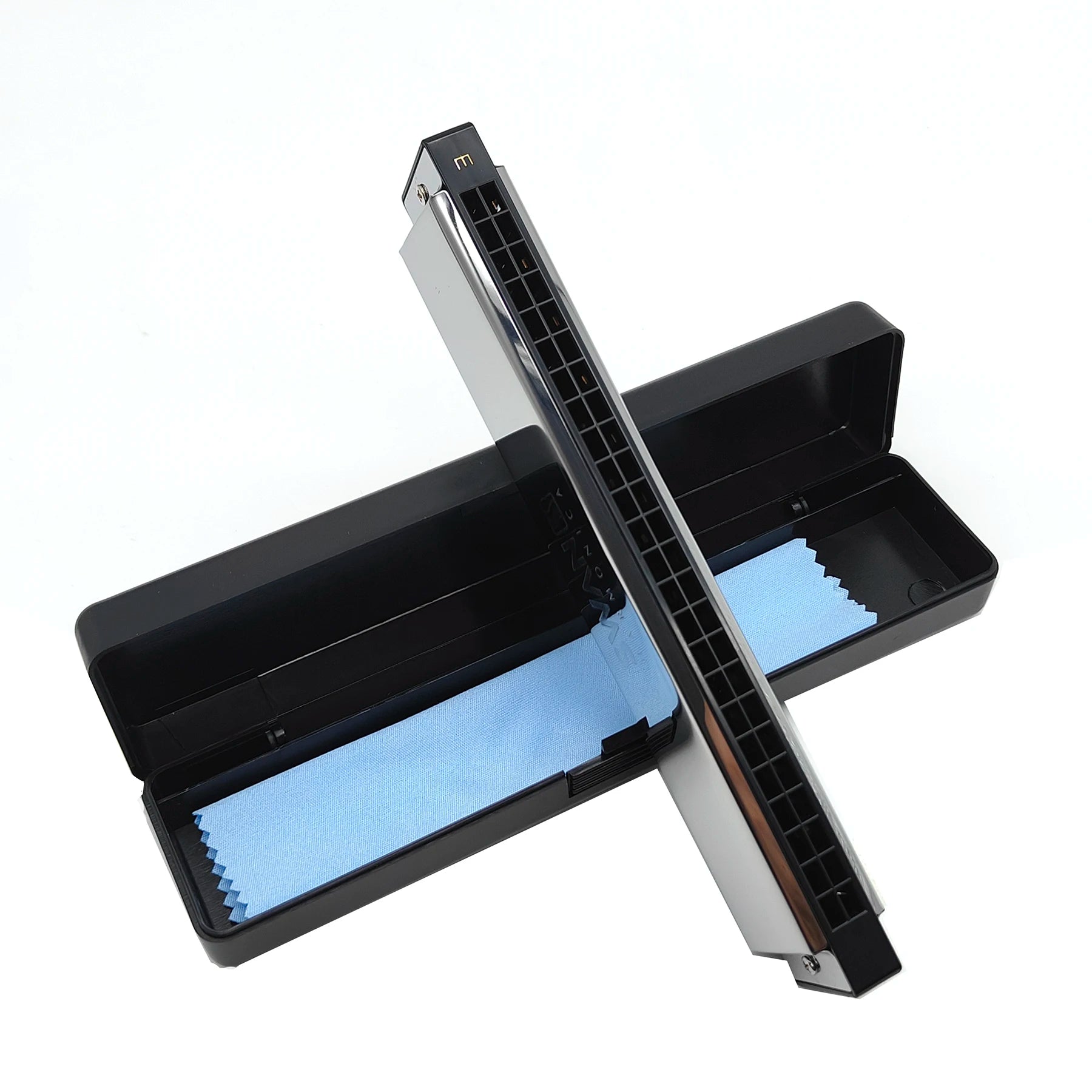 Swan 24 Hole Tremolo Harmonica &ndash; Ideal For Beginners Key of E