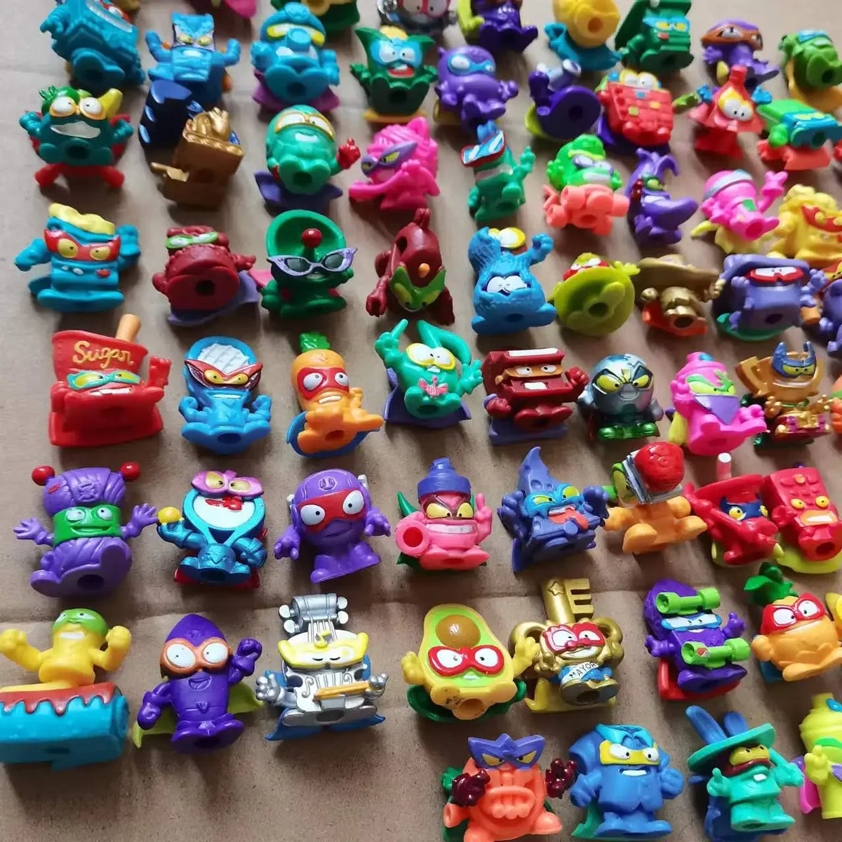15Pcs SuperThings SuperZings 3CM Action Figures - Mini Set