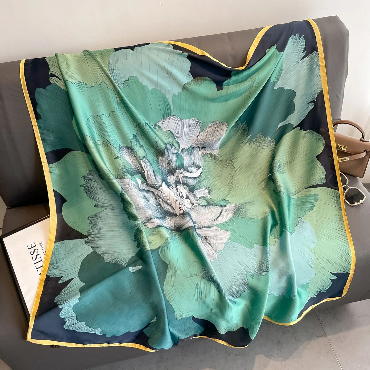 Luxury Horse Print Square Scarf &ndash; Vintage Imitation Silk Elegance 9 / 110X110cm